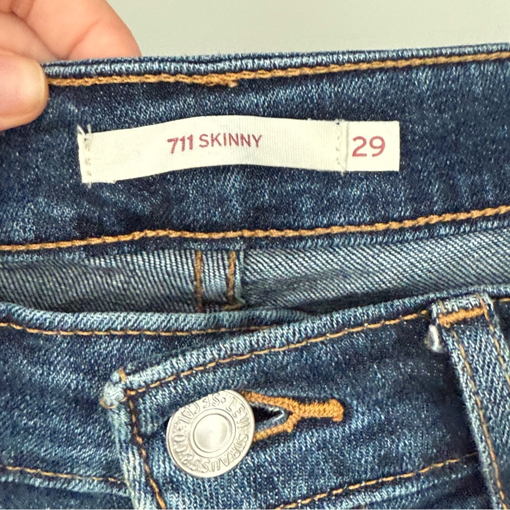 Levi's Classic Denim Jeans with Tan Label